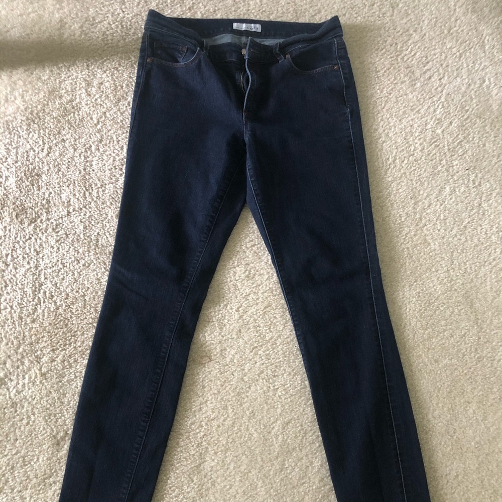 Ann Taylor loft jeans. Modern skinny. 29/8
